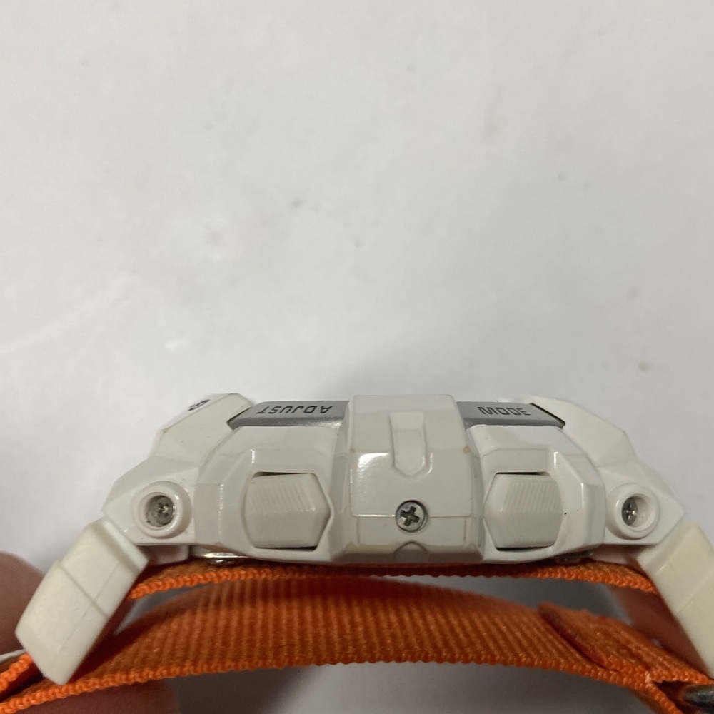 Casio Gshock G8900A, strap adapters, orange nato cloth strap, working battery - Picture 7 of 16